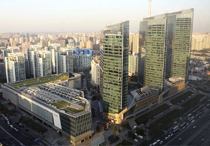 北京华贸中心酒店使用兴发铝材