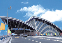 上海浦东机场使用兴发铝材