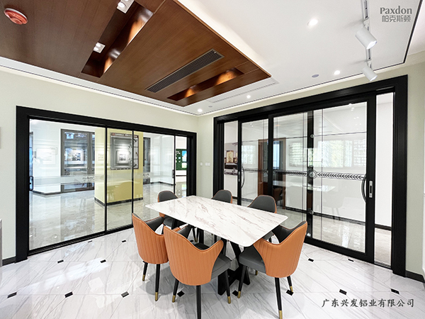 厨房门 副本.jpg