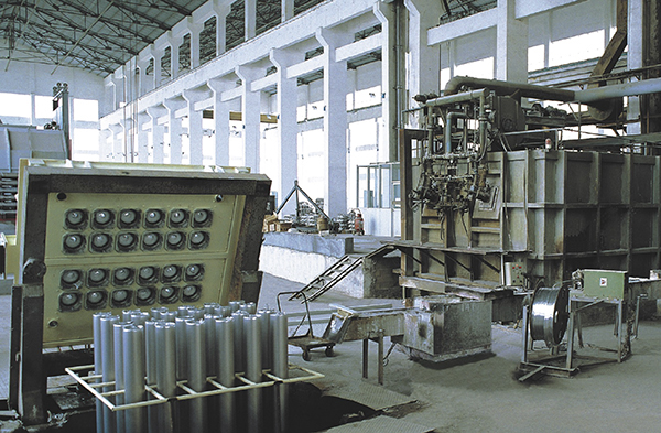 超级工厂2018收官站 | 与万科一起考察优秀铝材企业——兴发铝业